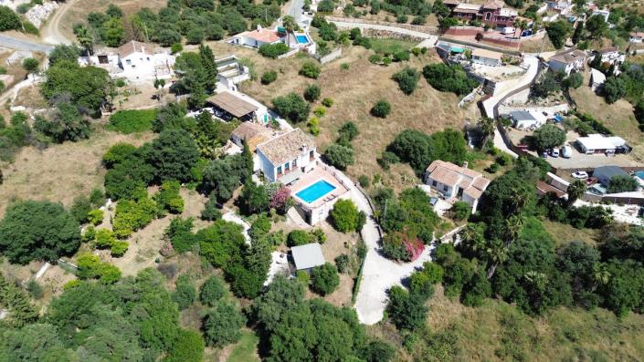 Image No.32-5 Bed Villa / Detached for sale