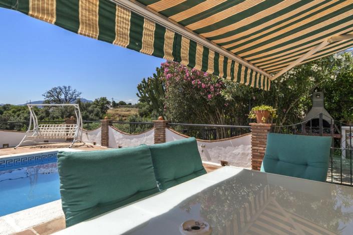 Image No.43-5 Bed Villa / Detached for sale