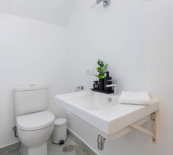 Image No.5-2 Bed Duplex for sale