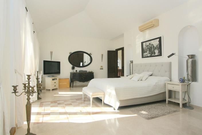 Image No.4-5 Bed Villa / Detached for sale