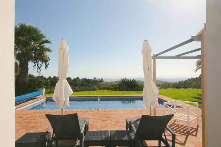 Image No.33-5 Bed Villa / Detached for sale