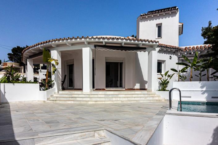 Image No.3-5 Bed Villa / Detached for sale
