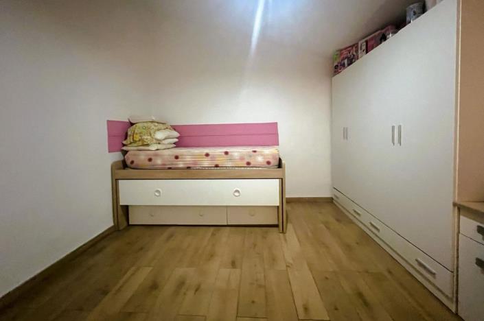 Image No.9-3 Bed Semi-Detached for sale