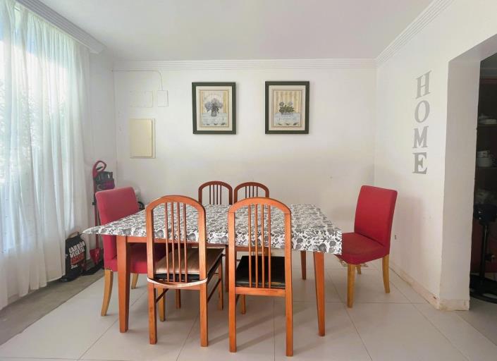 Image No.11-3 Bed Semi-Detached for sale