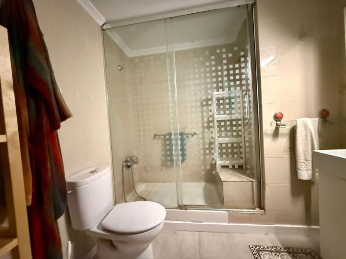 Image No.9-4 Bed Duplex for sale