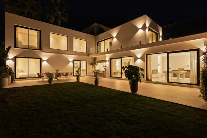 Image No.4-4 Bed Villa for sale