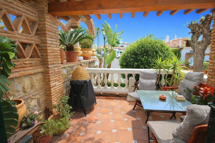 Image No.14-2 Bed Townhouse for sale