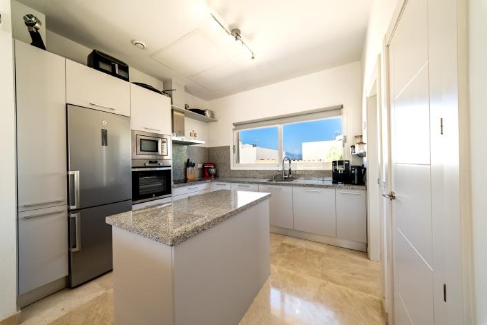 Image No.8-3 Bed House/Villa for sale