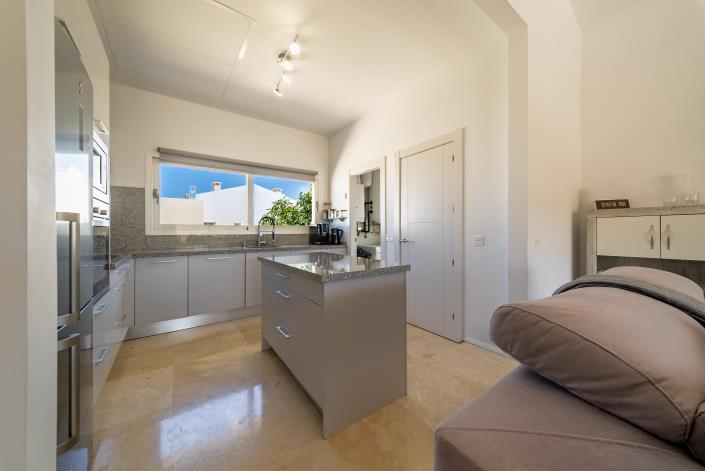 Image No.10-3 Bed House/Villa for sale