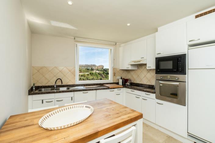 Image No.3-2 Bed Apartment for sale