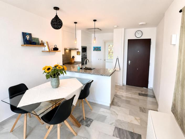Image No.7-2 Bed Apartment for sale