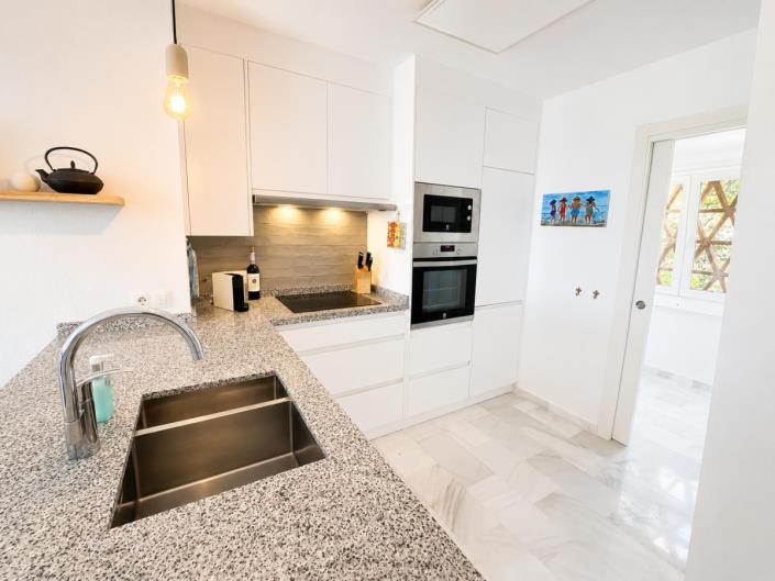 Image No.11-2 Bed Apartment for sale
