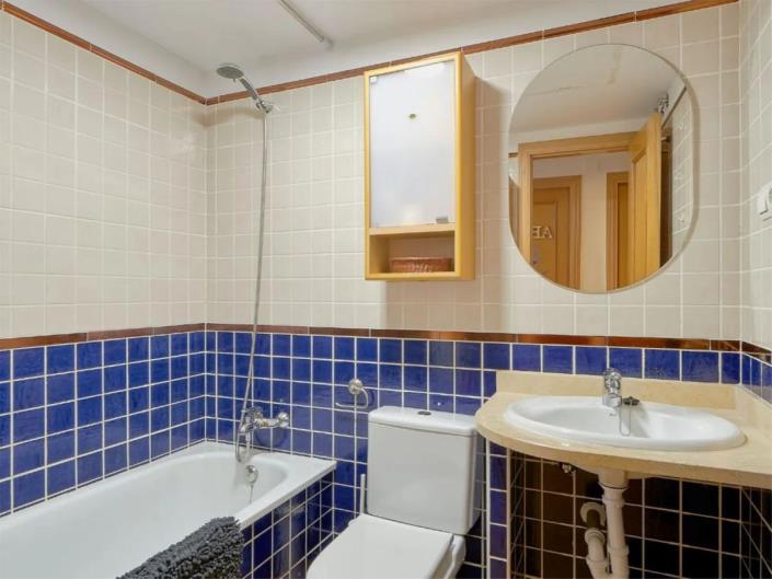 Image No.30-3 Bed Townhouse for sale