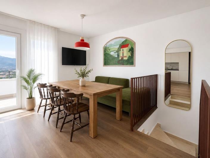 Image No.2-2 Bed House/Villa for sale