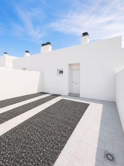 Image No.8-2 Bed House/Villa for sale