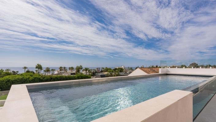 Image No.11-5 Bed Villa / Detached for sale