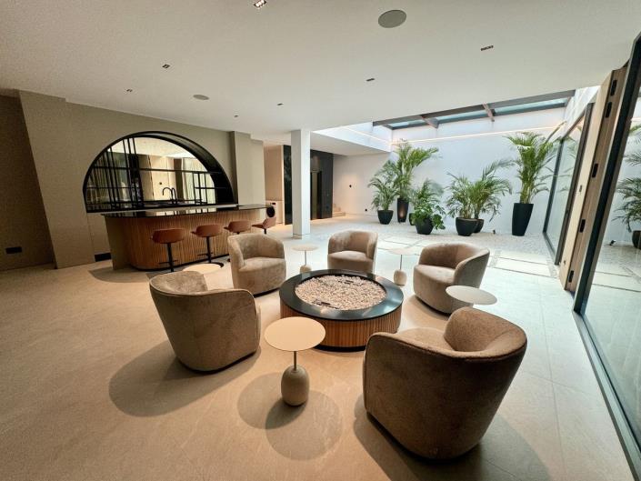 Image No.20-5 Bed Villa / Detached for sale
