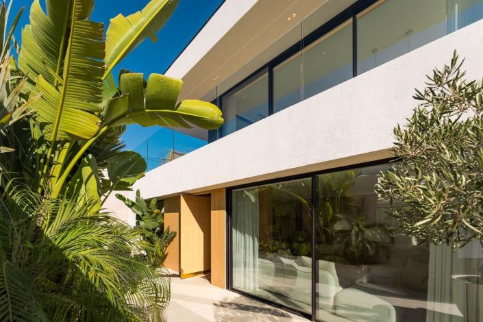 Image No.8-5 Bed Villa / Detached for sale