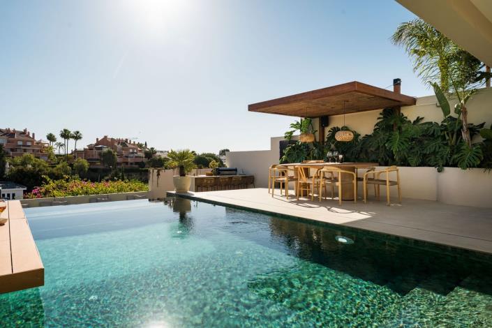 Image No.24-5 Bed Villa / Detached for sale