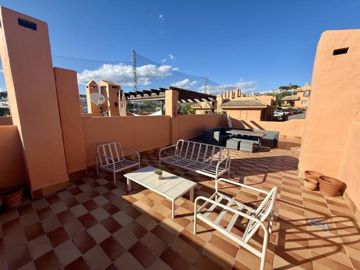 Image No.29-5 Bed Townhouse for sale