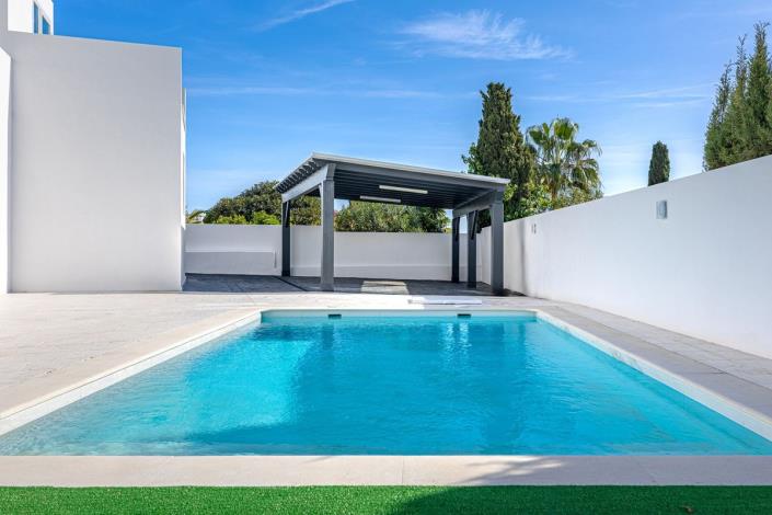 Image No.23-3 Bed Villa / Detached for sale