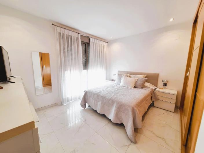 Image No.23-3 Bed Penthouse for sale
