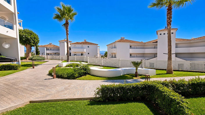 Image No.18-3 Bed Apartment for sale