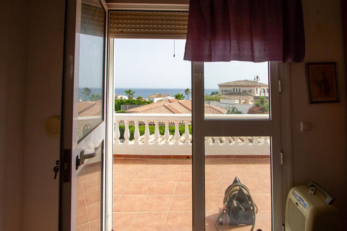 Image No.20-5 Bed Villa for sale