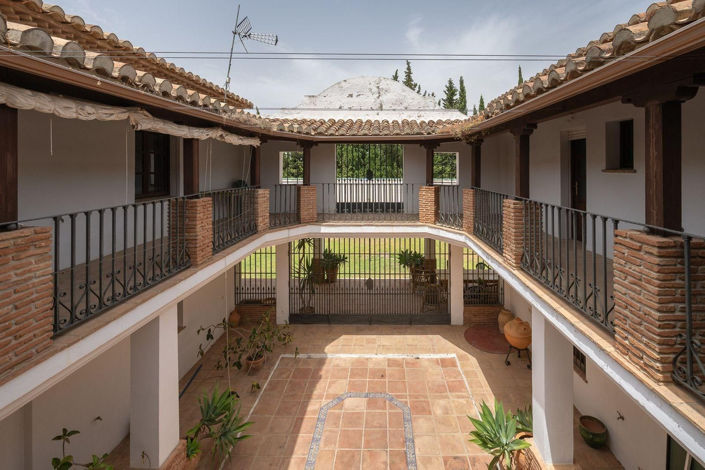 Image No.13-6 Bed Villa for sale