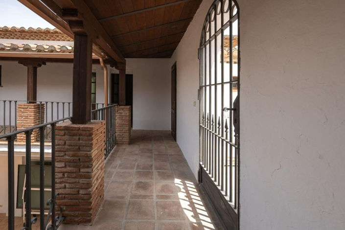 Image No.25-6 Bed Villa for sale