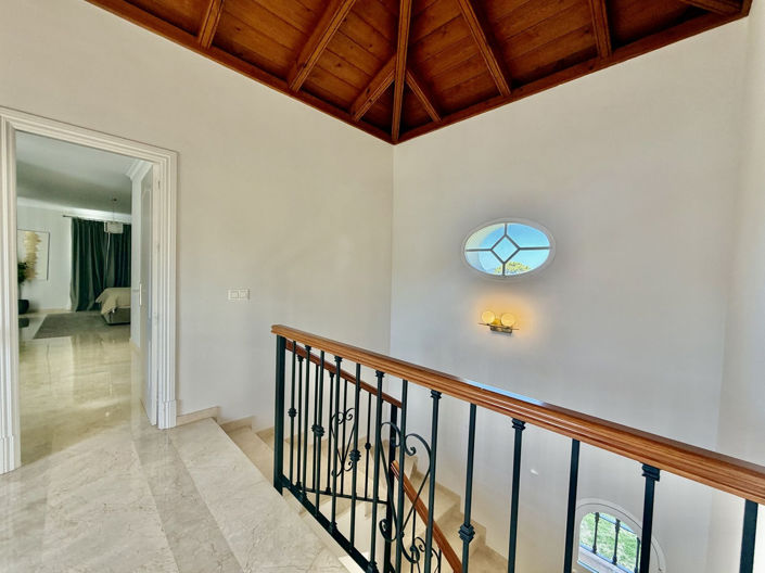 Image No.15-4 Bed Villa for sale