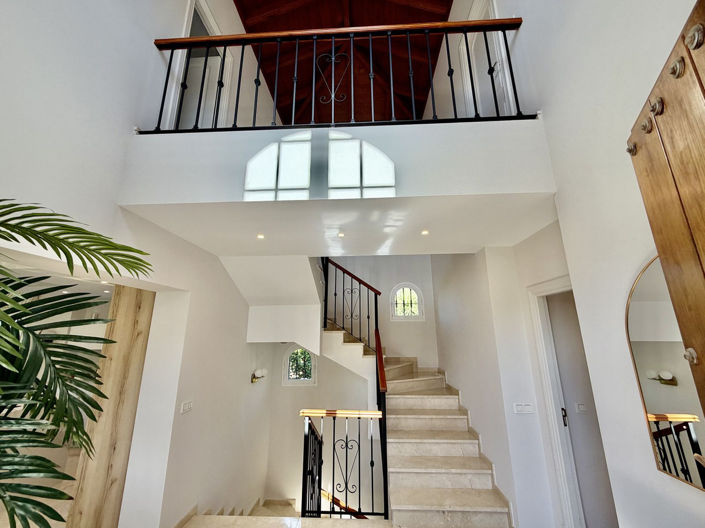 Image No.19-4 Bed Villa for sale