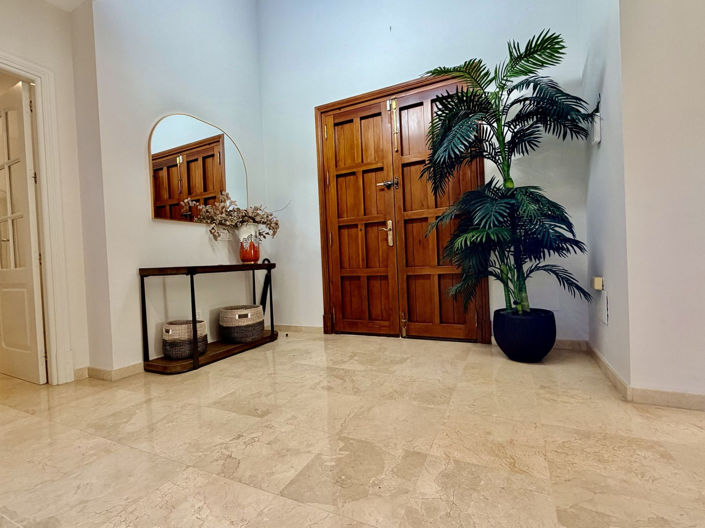 Image No.8-4 Bed Villa for sale