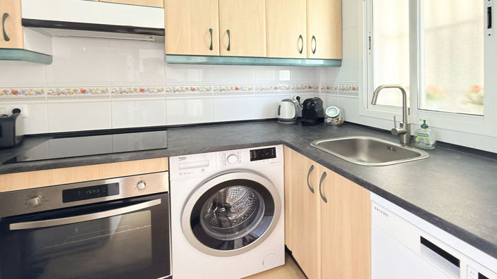 Image No.18-2 Bed Apartment for sale