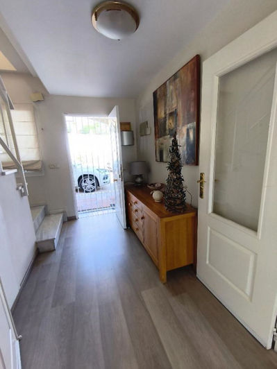 Image No.20-Jumelé de 2 chambres à vendre