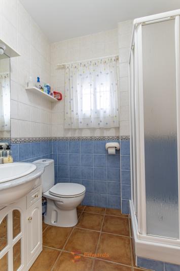 Image No.19-5 Bed House/Villa for sale