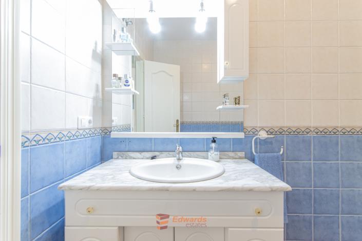 Image No.18-5 Bed House/Villa for sale