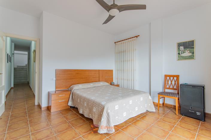 Image No.10-5 Bed House/Villa for sale