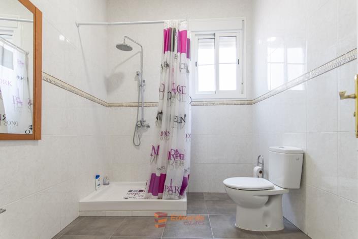 Image No.24-5 Bed House/Villa for sale