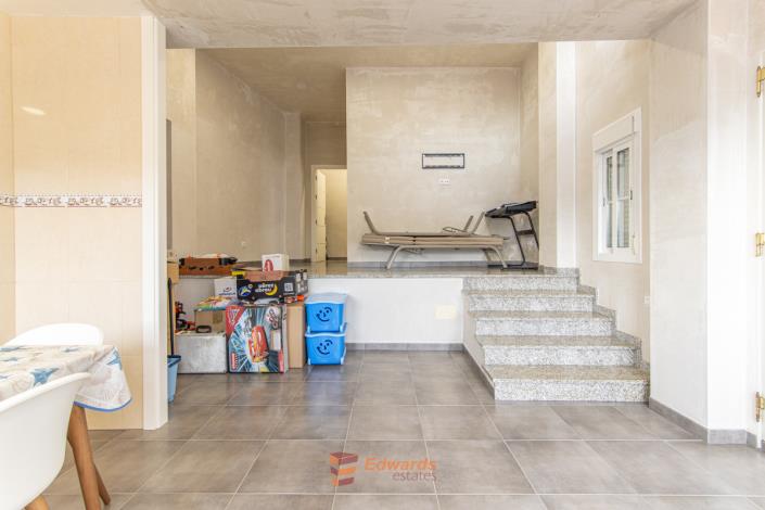 Image No.15-5 Bed House/Villa for sale