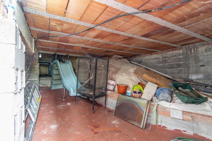 Image No.30-5 Bed House/Villa for sale
