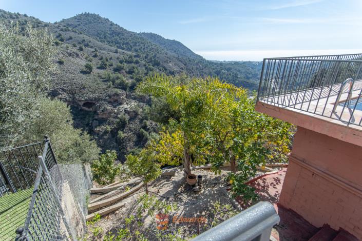 Image No.4-5 Bed House/Villa for sale