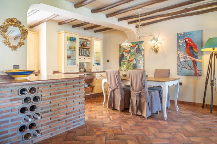 Image No.38-4 Bed Village House for sale