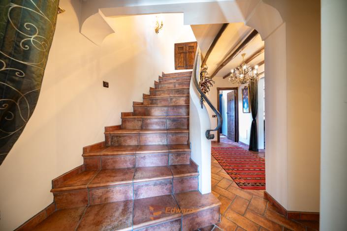 Image No.43-4 Bed Village House for sale