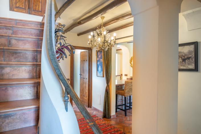 Image No.44-4 Bed Village House for sale