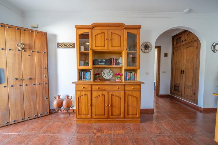Image No.17-2 Bed Villa / Detached for sale