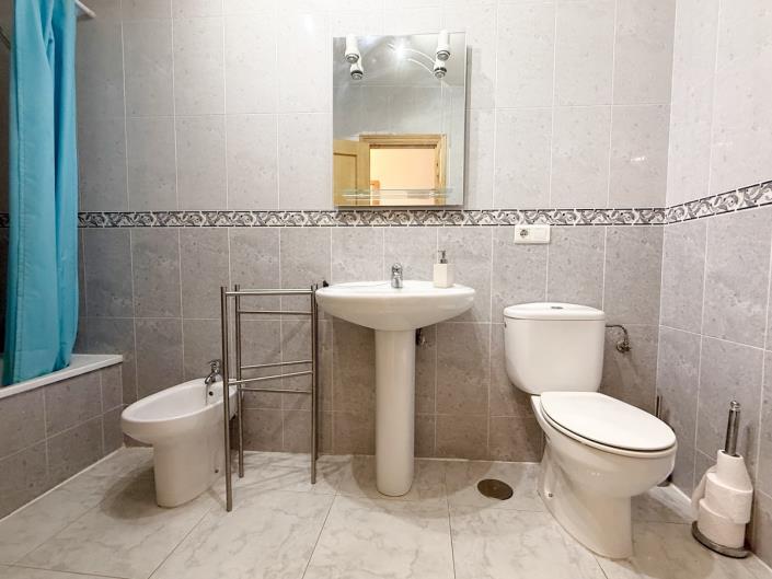 Image No.18-2 Bed Apartment for sale