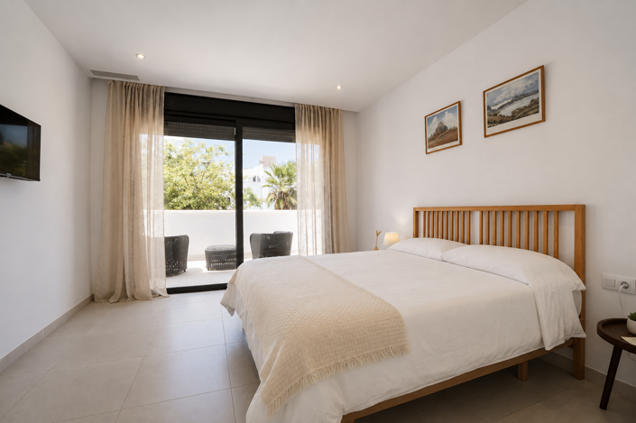 Image No.23-3 Bed Townhouse for sale