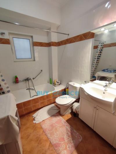 Image No.11-5 Bed House for sale