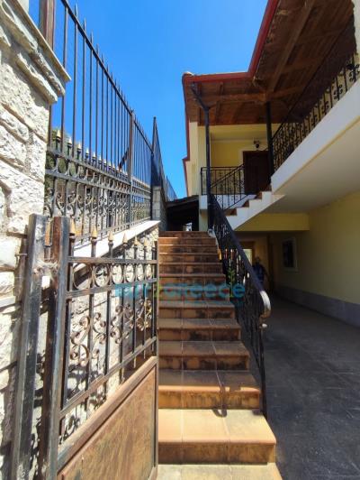 Image No.16-5 Bed House for sale